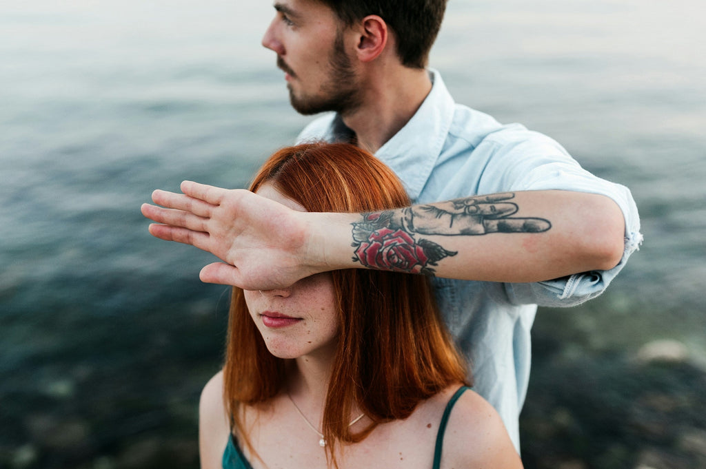 Comment parler de ses envies et fantasmes sans gêne : le guide complet